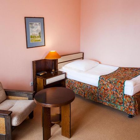 Bed and Breakfast To Tu Мронгово Экстерьер фото