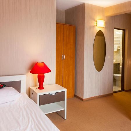 Bed and Breakfast To Tu Мронгово Экстерьер фото