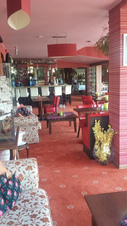 Bed and Breakfast To Tu Мронгово Экстерьер фото