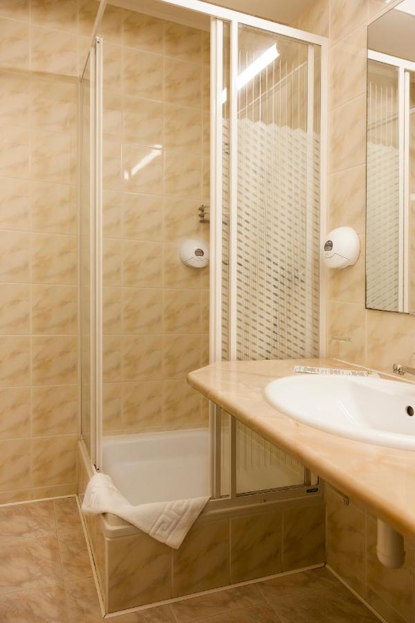Bed and Breakfast To Tu Мронгово Экстерьер фото