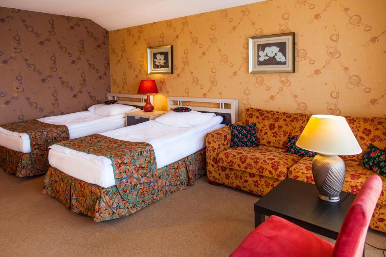 Bed and Breakfast To Tu Мронгово Экстерьер фото