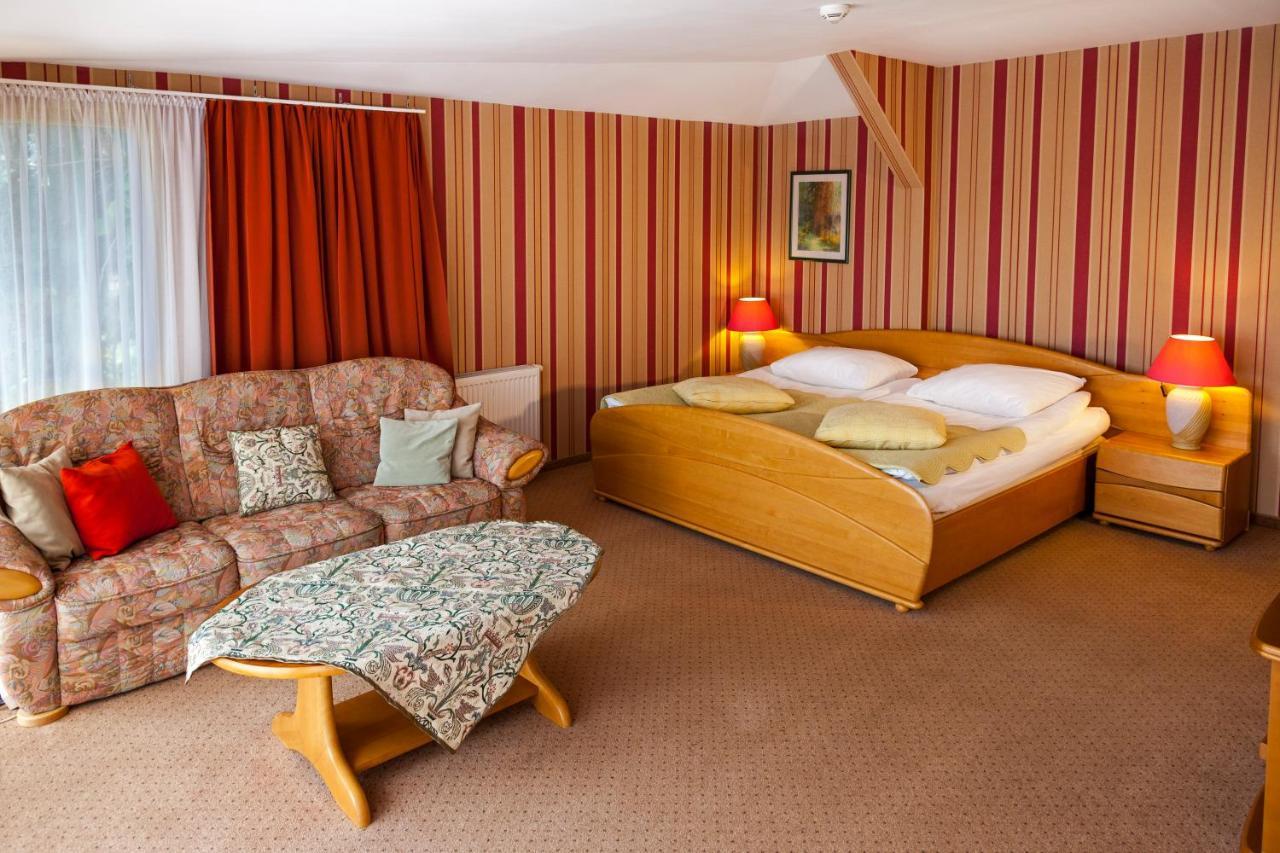 Bed and Breakfast To Tu Мронгово Экстерьер фото